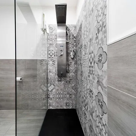Dante 138 Class Rooms & Apartments Bari Exterior photo