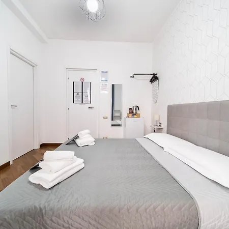 Dante 138 Class Rooms & Apartments Bari Exterior photo